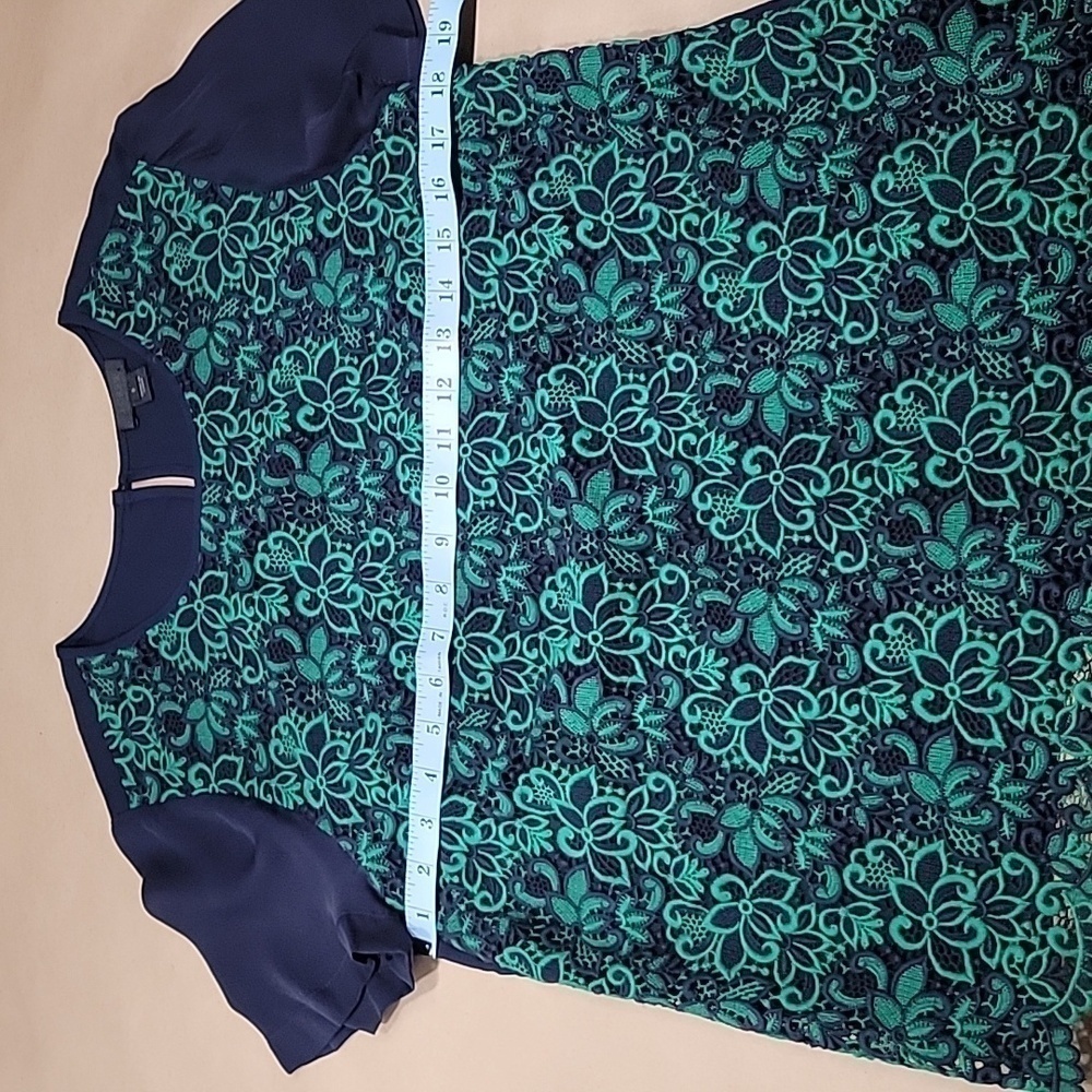 J. Crew Collection, Navy with Green Embroidered Lace Top, Silk Sleeves, Size 8 - Picture 8 of 14